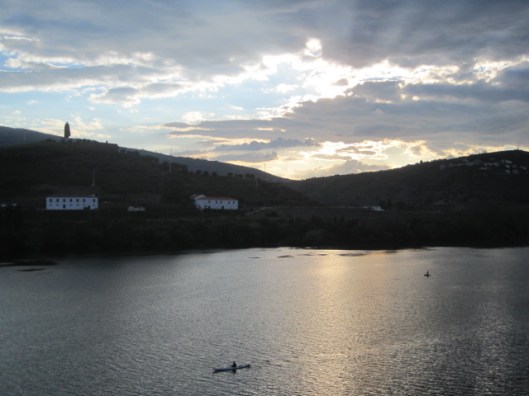 Time to let the sun set, at Peso da Regua 