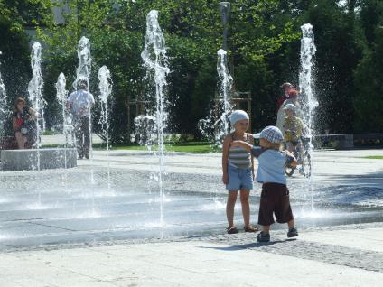 Water features in the park at the centre of Belchatow 