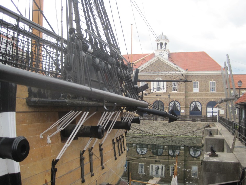 Let's walk round the quay together. I love this reflected windows shot. 
