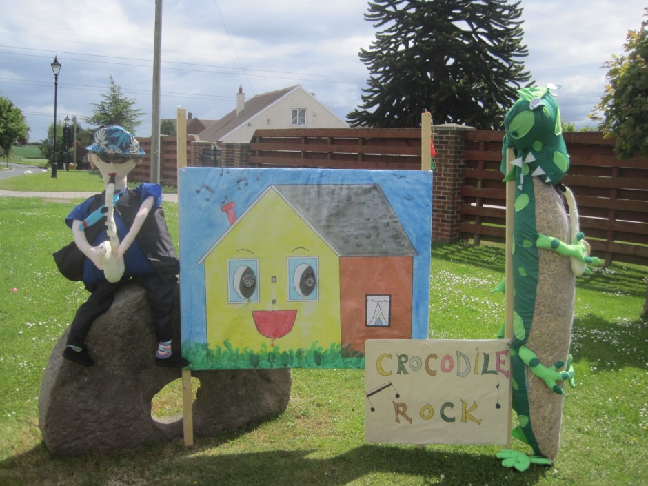 Ingenious! The eyes flash as you approach it.