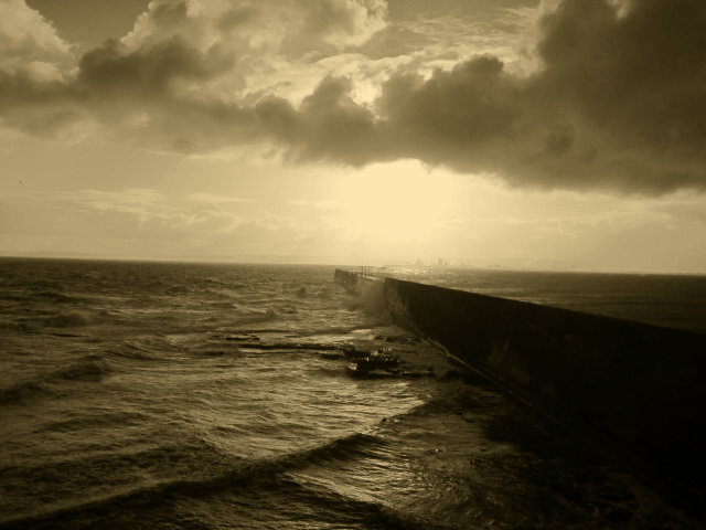 I can watch the sea leaping the pier all day