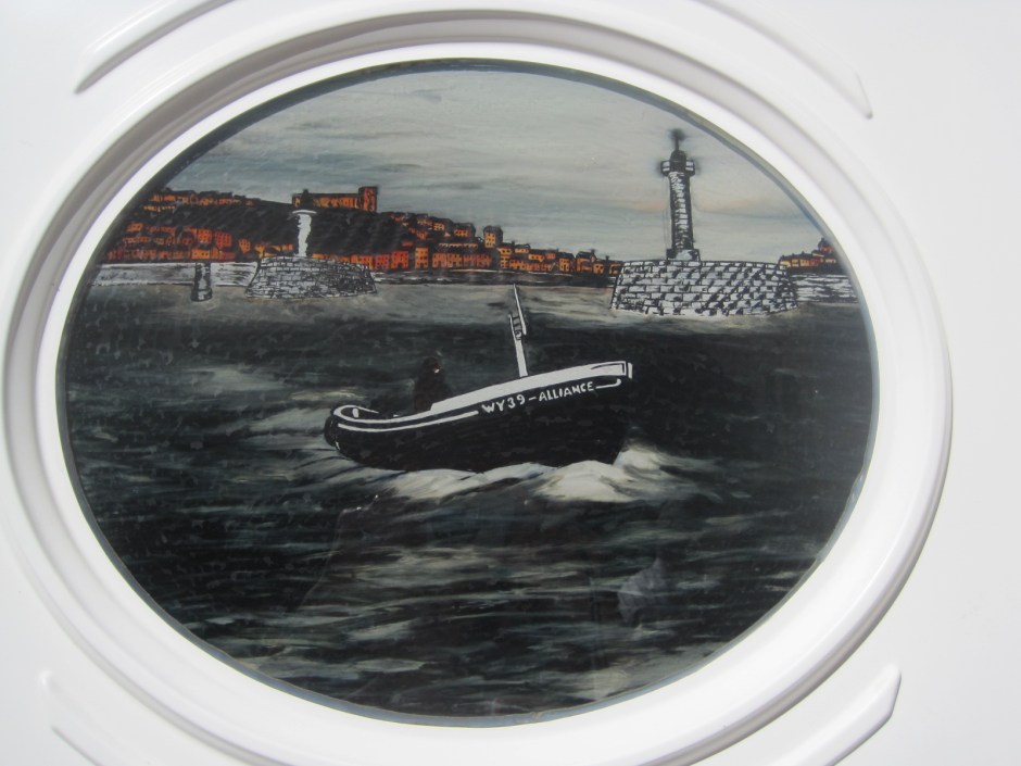 Window panel on a cottage door in Whitby