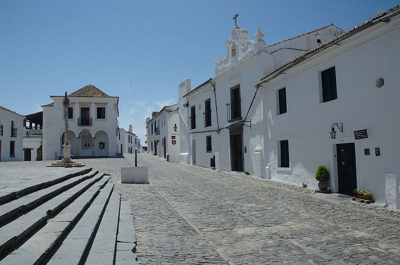 The town square and pillory on a sparkling day- @ Wikipedia