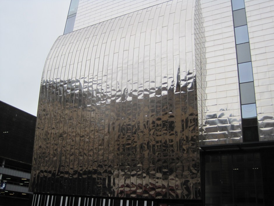 Splashing downhill, this building intrigued me.