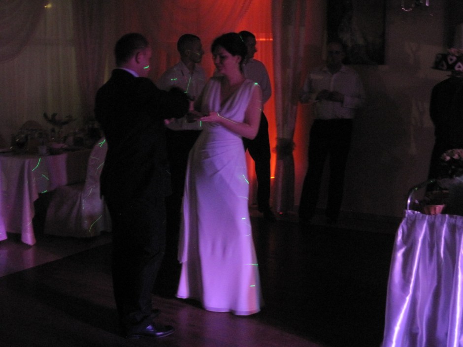 Feeding each other cake