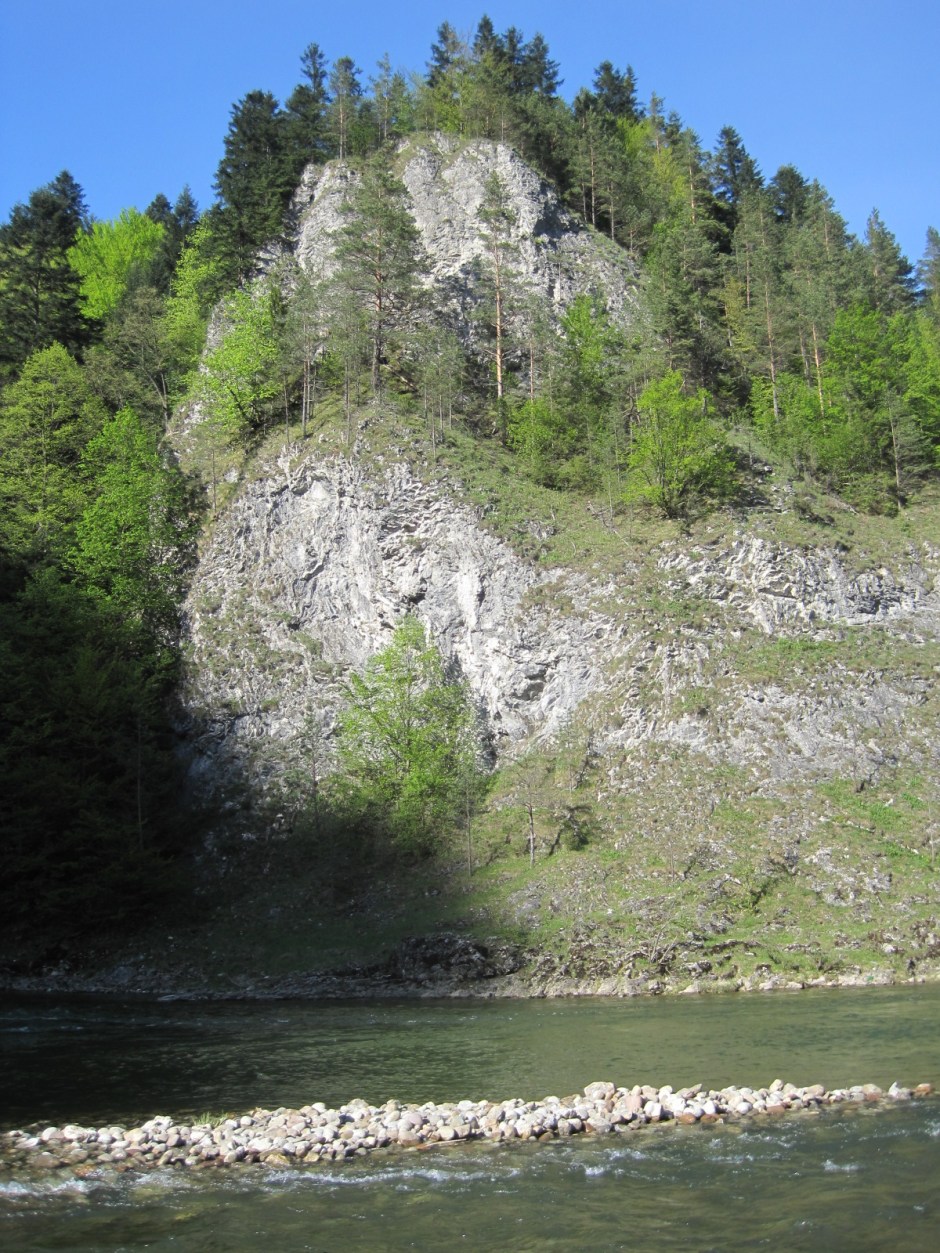 And interesting patterns in the cliff face
