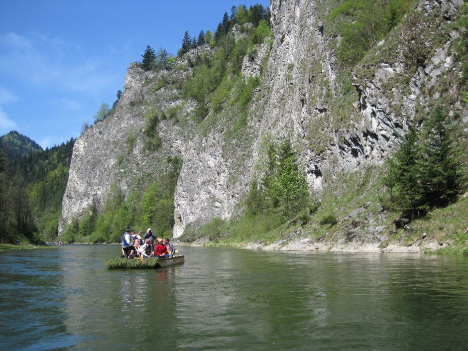 We round a bend and the terrain changes completely