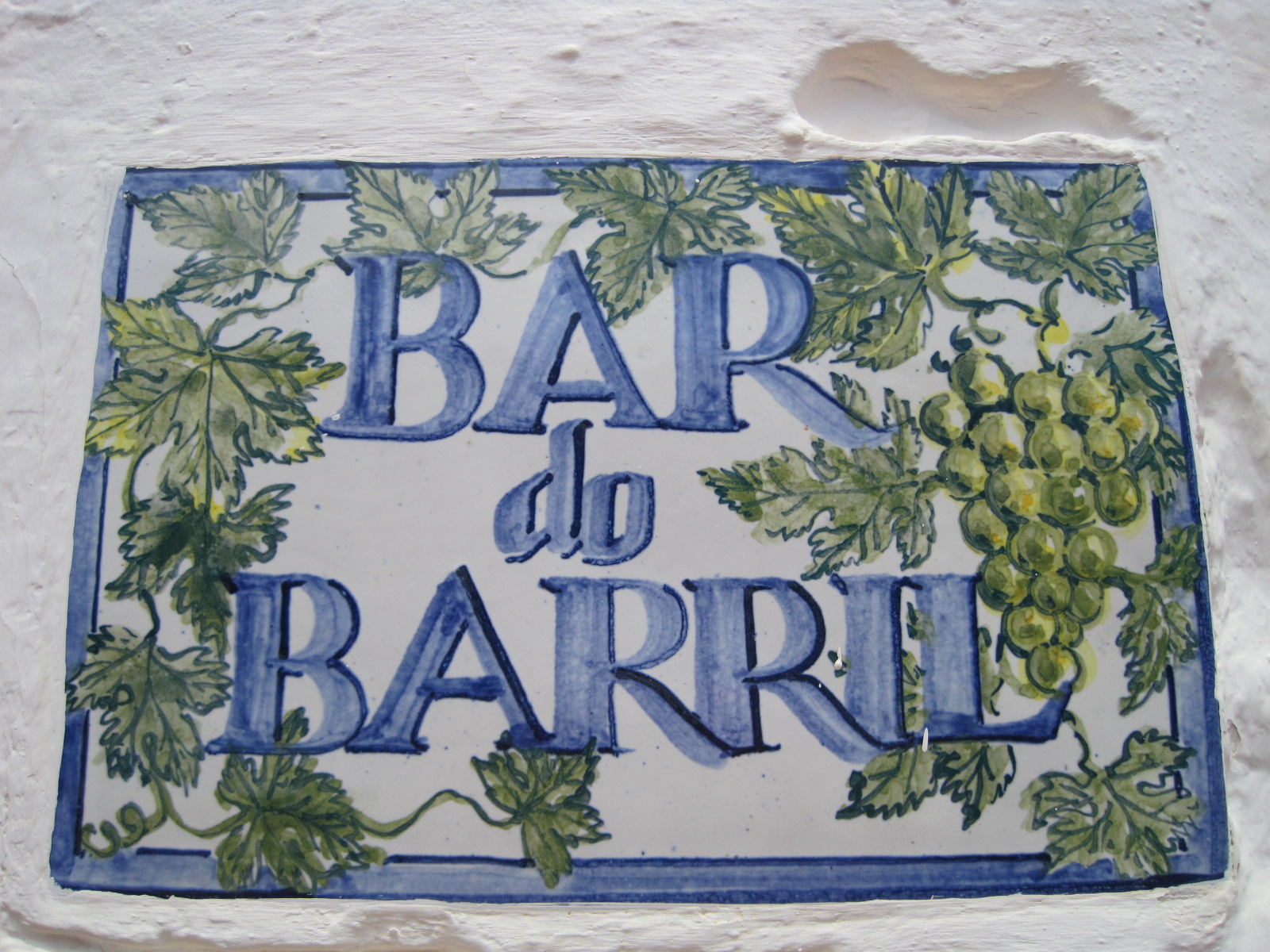 And there are beach bars , for refreshments