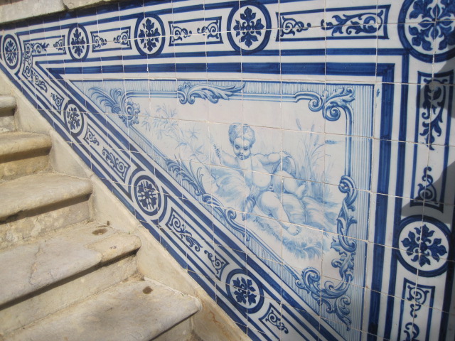 The details quite beguiling