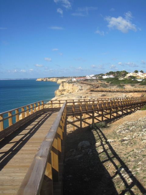The boardwalk, heading towards Carvoeira