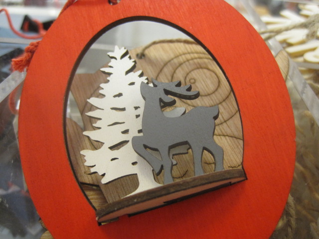 Aren't these modern ornaments smart? 