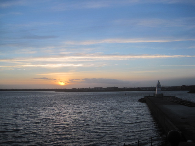 The sun descends- is this dusk?