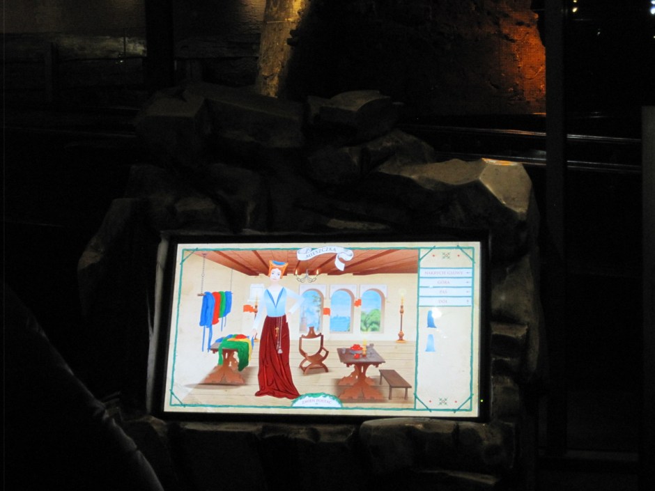 Dress a medieval lady- interactive play for the young at heart