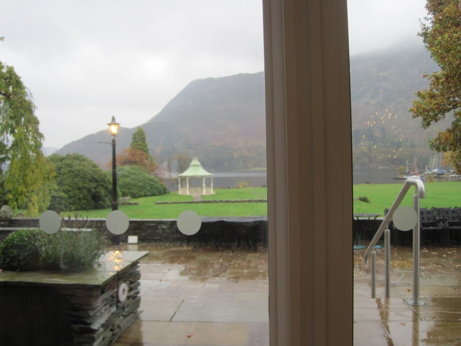 Let it pour! I'm inside.